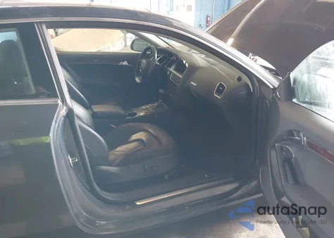 2009 Audi A5 3.2L из США, поврежденный, VIN WAUDK78T29A049174